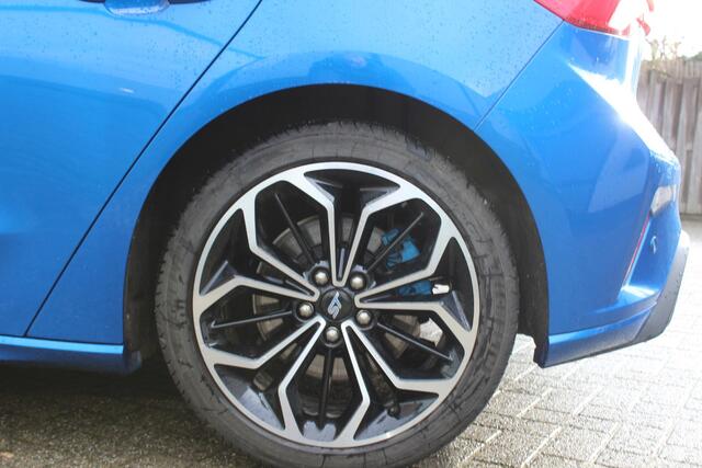 Ford FOCUS 1.5 182pk ST Line Business Automaat Navi, Camera, Winterpack, Pdc, 18", Afn. Trekhaak,