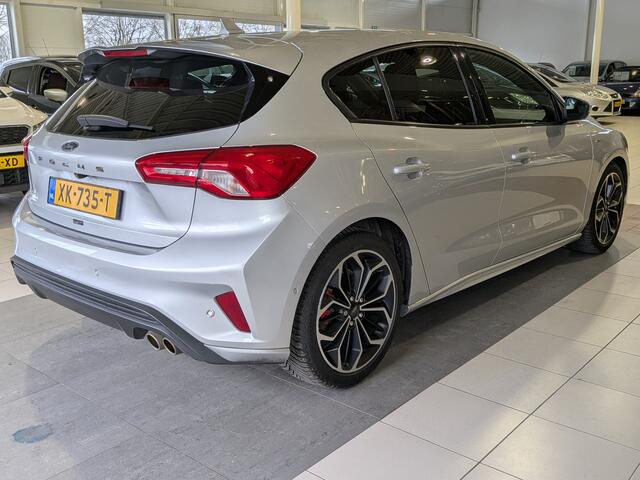 Ford FOCUS 1.0 EcoBoost ST Line Business Airco, Cruise Control, Navigatie, Stuurbekrachtiging