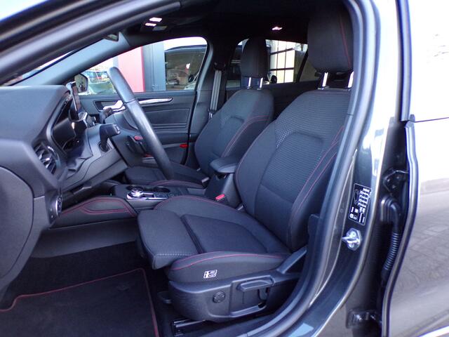 Ford FOCUS Wagon 2.0 EcoBlue ST Line X Business Automaat Standkachel Pano HUD NAP Bomvol!!!