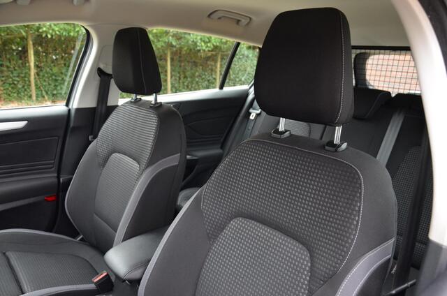 Ford FOCUS Wagon 1.5 EcoBlue Titanium X Business Navi/Pdc/Ecc/Led/Stoel Stuur & ruitverwarming/Cr-Controle/Privacy-Glass/Lmv/Achteruitrijcamera