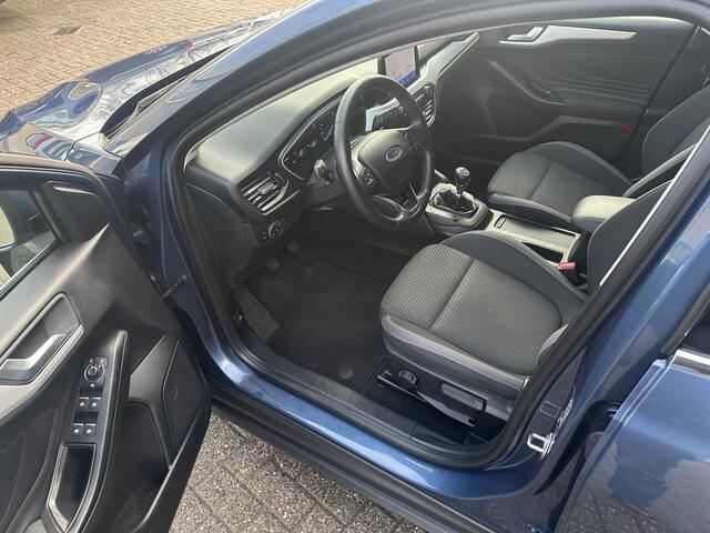 Ford FOCUS 1.0 EcoBoost Hybrid Trend Edition Business | Camera | Apple carplay / Android Auto |