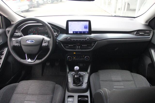 Ford FOCUS 1.0 EcoBoost Active Business | Trekhaak | Winterpack!