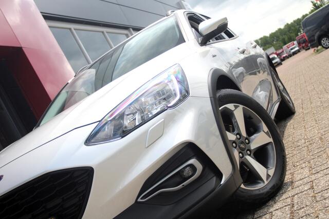 Ford FOCUS 1.0 EcoBoost Active Business | Trekhaak | Winterpack!