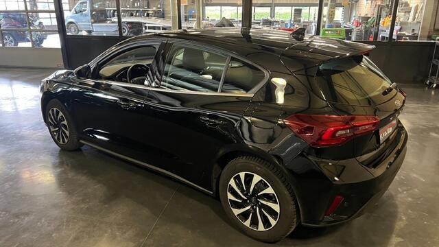 Ford FOCUS 1.0 AUTOMAAT Titanium Hybride