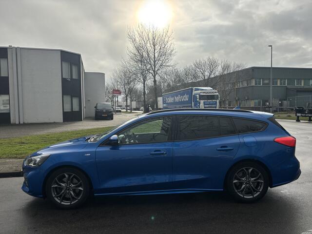 Ford FOCUS Wagon 1.0i EcoBoost Titanium ST-Line Automaat 126 PK. EXPORT !!! Motor loopt onregelmatig !! 1.051,- BPM terug !