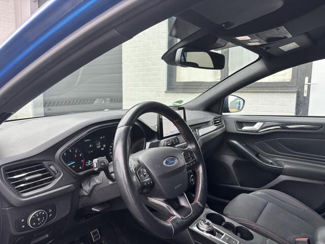 Ford FOCUS Wagon 1.0i EcoBoost Titanium ST-Line Automaat 126 PK. EXPORT !!! Motor loopt onregelmatig !! 1.051,- BPM terug !