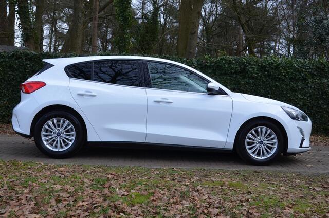 Ford FOCUS 1.0 EcoBoost Hybrid Titanium X Business Navi/Pdc/Ecc/Led/Cr-Controle/Privacy-Glass/Achteruitrijcamera/Apple Carplay/Android Auto