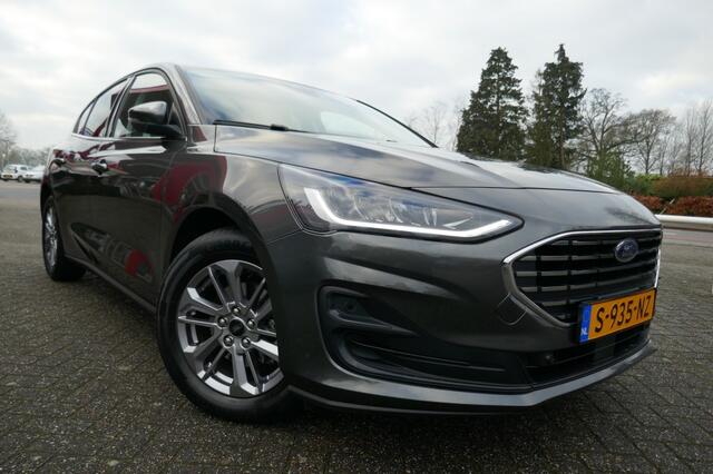 Ford FOCUS 1.0 EBH TITANIUM 125 PK MILDHYBRID / GROOTSCHERM/ APPLE