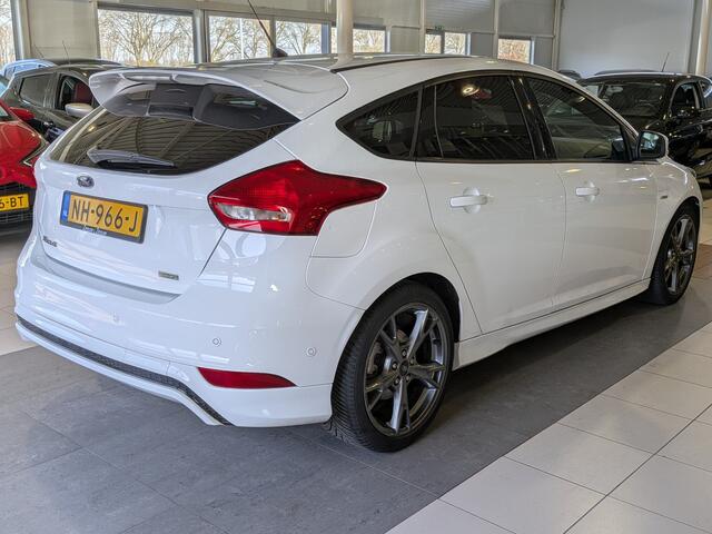 Ford FOCUS 1.0 ST-Line Airco, Cruise Control, Stuurbekrachtiging