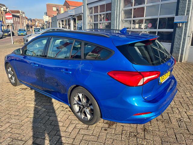 Ford FOCUS Wagon 1.0 EcoBoost 125 PK ST Line Business Wagon l Winter Pack