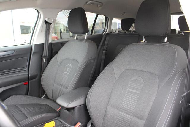 Ford FOCUS Wagon 1.0 EcoBoost Active X Business | Wegklapbare Trekhaak | Stoel + Stuurverwarming | Adaptive Cruise Control | Climate Control | Camera | BLIS |
