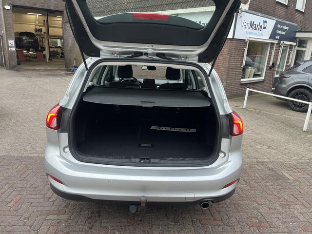 Ford FOCUS Wagon 1.0 EcoBoost Titanium Business TREKHAAK WINTER PACK STANDKACHEL B&O ADD CRUISE