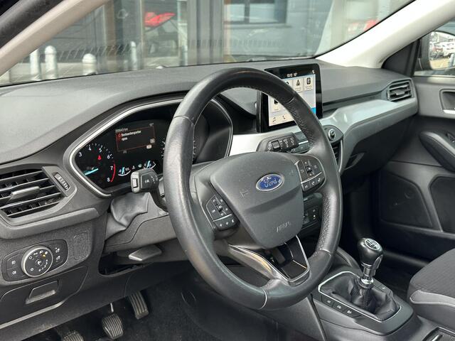 Ford FOCUS Wagon 1.0 EcoBoost Trend Edition Business | Nette Staat | Trekhaak | Navigatie | Carplay | Parkeersensoren | Airco | Cruise Control | 2 Sleutels |