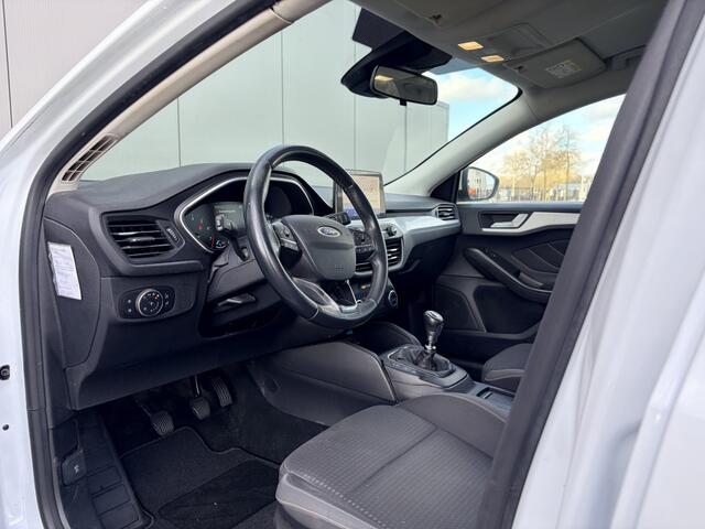 Ford FOCUS Wagon 1.0 - navi - camera - nap! - airco - cruise