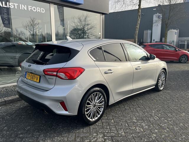 Ford FOCUS 1.0 EcoBoost Titanium Business 125pk/92kW 6-bak | Design Pack | Technology Pack | Driver Assistance Pack | Winter Pack | etc. etc.