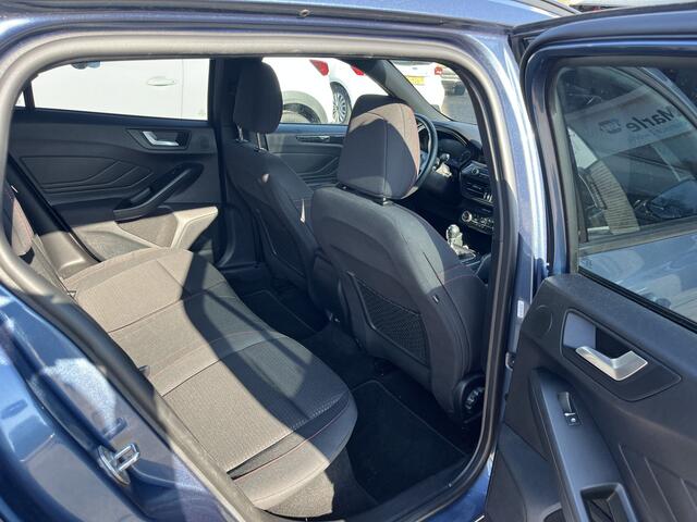 Ford FOCUS Wagon 1.0 EcoBoost ST Line Business CAMERA B&O ADD CRUISE WINTER PACK