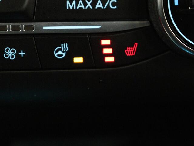 Ford FOCUS 1.5 EcoBoost ST Line | Stoelverwarming | Adaptive cruise | Camera | B&O Sound | Caplay | Keyless | Full LED | Park Assist | Climate control | Dodehoek detectie | Stuurverwarming