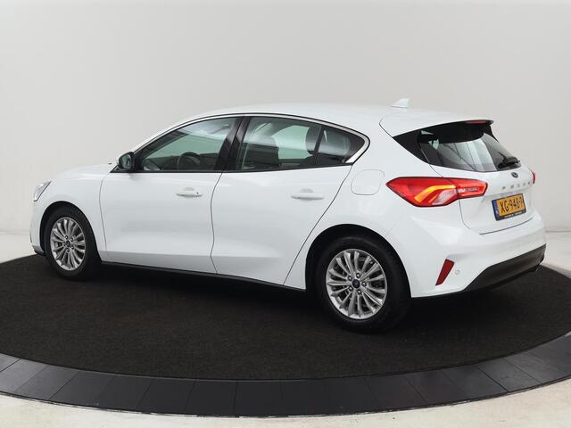 Ford FOCUS 1.0 EcoBoost Titanium | Automaat | Carplay | Navigatie | Keyless | Climate control | Parkeerhulp | Cruise control | Bluetooth