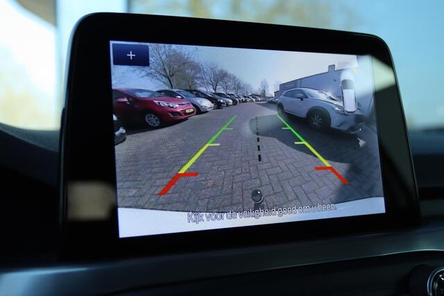 Ford FOCUS WAGON 1.0 E.B. AUTOMAAT TITANIUM X ELEK. TREKHAAK | LED | CAMERA | CARPLAY | KEY-LESS