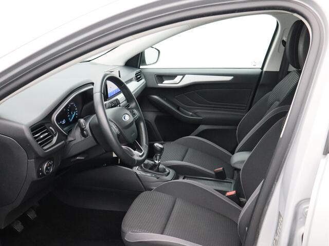 Ford FOCUS Wagon 1.0 EcoBoost Hybrid Trend Edition Business/ lage km!