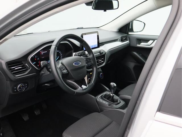 Ford FOCUS Wagon 1.0 EcoBoost Hybrid Trend Edition Business/ lage km!