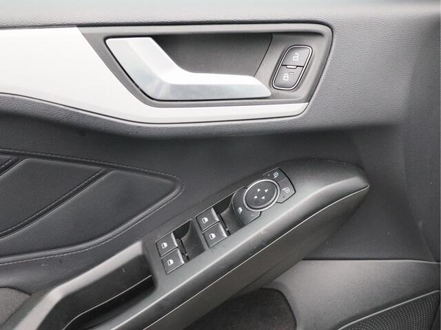 Ford FOCUS Wagon 1.0 EcoBoost Hybrid Trend Edition Business/ lage km!