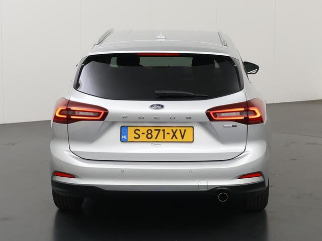 Ford FOCUS Wagon 1.0 EcoBoost Hybrid Titanium | Navigatie | Climate Control | Cruise Control | Parkeersensoren |