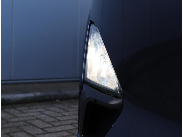 Ford FOCUS Wagon 1.0 EcoBoost Titanium | Winter pakket | Keyless | Org. NL