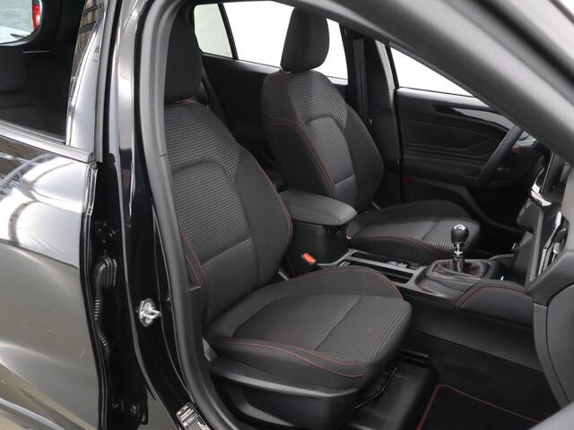 Ford FOCUS Wagon 1.0 EcoBoost Hybrid ST Line X | Trekhaak | Winterpakket | Cruise Control Adaptief | Head-Up | Navigatie |