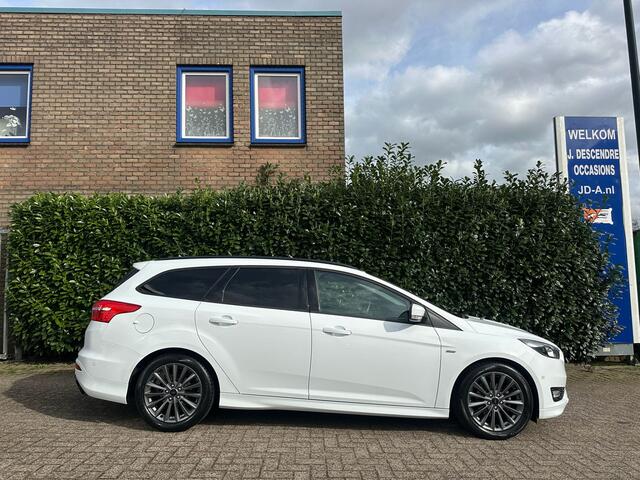 Ford FOCUS Wagon 1.0 ST-Line Climate C, Navigatie, Lmv, Pdc!!!!