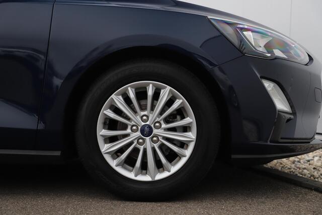 Ford FOCUS 1.0 EcoBoost Hybrid Titanium X Business 125PK Navigatie Achteruitrijcamera Carplay 16 inch LMV
