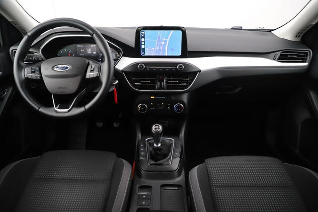 Ford FOCUS Wagon 1.0 EcoBoost Hybrid Trend Edition Business 125PK Trekhaak Navigatie Achteruitrijcamera Carplay Android Clima Cruise 16 inch LMV