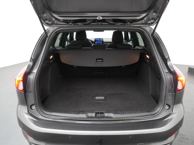 Ford FOCUS Wagon 125PK EcoBoost Hybrid ST Line Business | Trekhaak | Winterpack | Keyless | Clima | AR Camera | Park sens. V+A | Head up display