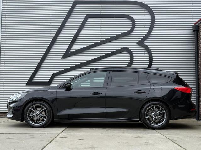 Ford FOCUS Wagon 1.0 EcoBoost ST Line Business Navi|Trekhaak|Clima|PDC V+A|Cruise|Stoelverwarming|APK tot 03-2027
