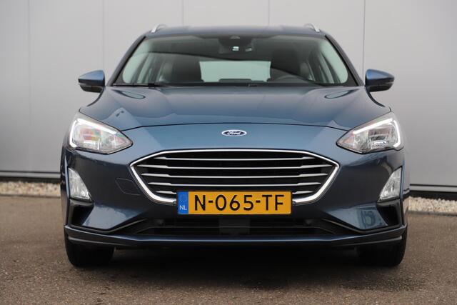Ford FOCUS Wagon 1.0 EcoBoost Trend Edition Business 101PK Navigatie Achteruitrijcamera Airco Winter Pakket Stuur & Stoelverwarming Carplay Cruise Control