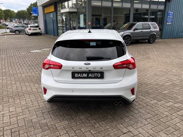 Ford FOCUS 1.0 ECOBOOST ST-LINE AUTOMAAT NAVI PDC-CAMERA WINTERPACK.