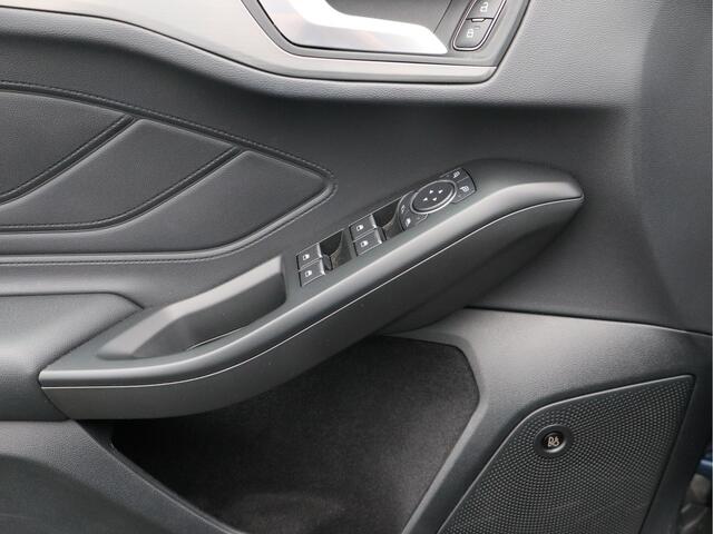 Ford FOCUS 1.0 EcoBoost Titanium Business/ compleet!