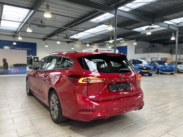 Ford FOCUS Wagon ST-Line X EcoBoost Hybrid 155 pk | Winter Pack | Camera | AGR | B&O | El. a. klep | Keyless entry | garantie tm 09-2029