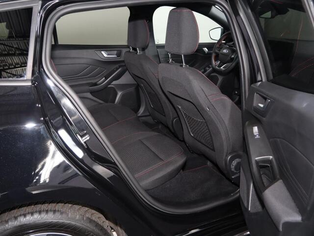 Ford FOCUS Wagon 1.0 EcoBoost Hybrid ST Line X | Trekhaak | Winterpakket | Cruise Control Adaptief | Head-Up | Navigatie |