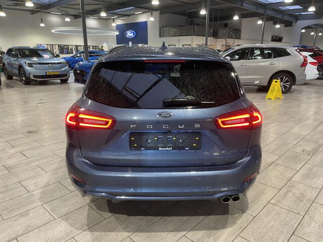 Ford FOCUS Wagon Ecoboost Hybrid 155 pk ST-line | Winter Pack | LED | Camera | Adapt. Cruise | Apple Carplay draadloos