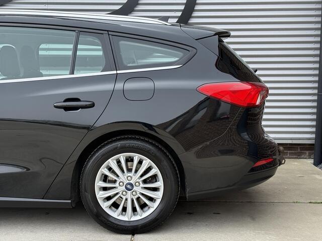 Ford FOCUS Wagon 1.0 EcoBoost Titanium Business Navi|Cruise|Trekhaak|Stoel+Stuur verw|Carplay|B&O|PDC V+A|N.A.P|Apk tot 11-2026