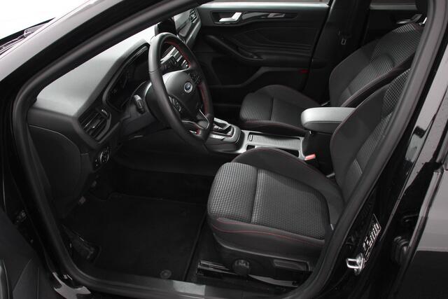 Ford FOCUS Wagon 1.0 EcoBoost ST Line 125 Pk Navigatie Adaptive Cruise Control Trekhaak Head Up Display Privacy Glass Lane Assist