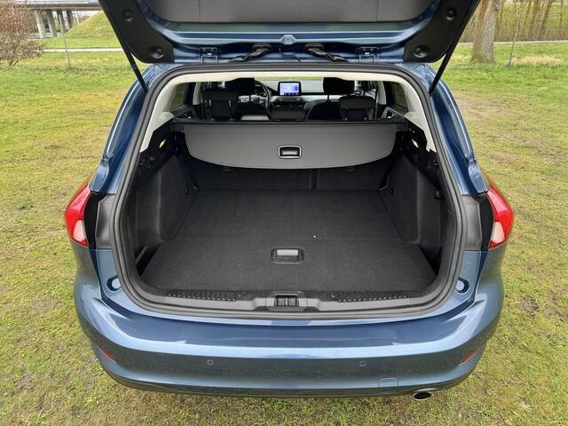 Ford FOCUS Wagon 1.5 EB 150PK Titanium Business | TREKHAAK WEGKLAPBAAR | BLIS | COMFORTSTOELEN | LED | CAMERA | ADAP. CRUISE |