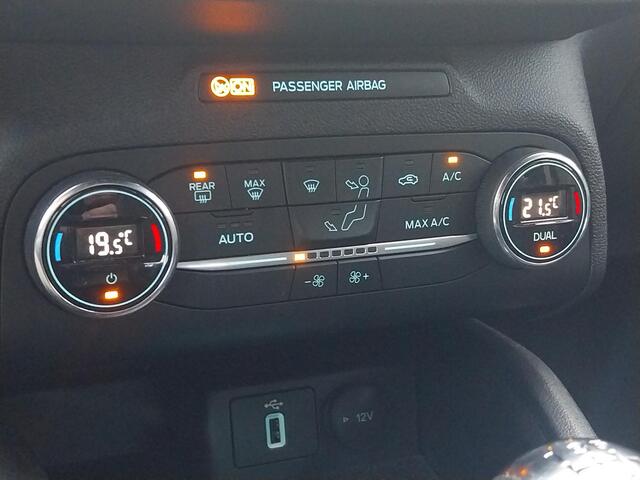 Ford FOCUS Wagon 1.0 EcoBoost ST Line Business | Navigatie | Camera | Parkeersensoren |