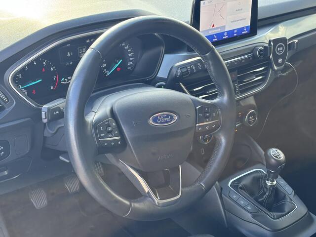 Ford FOCUS 1.5 EcoBoost Active Business / Stoel, Stuur en Voorruitverwarming / Applecarplay/AndroidAuto / Trekhaak / Winterset op velg /