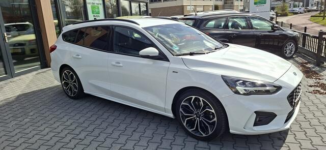 Ford FOCUS Wagon 1.0 EcoBoost Hybrid ST Line Navi