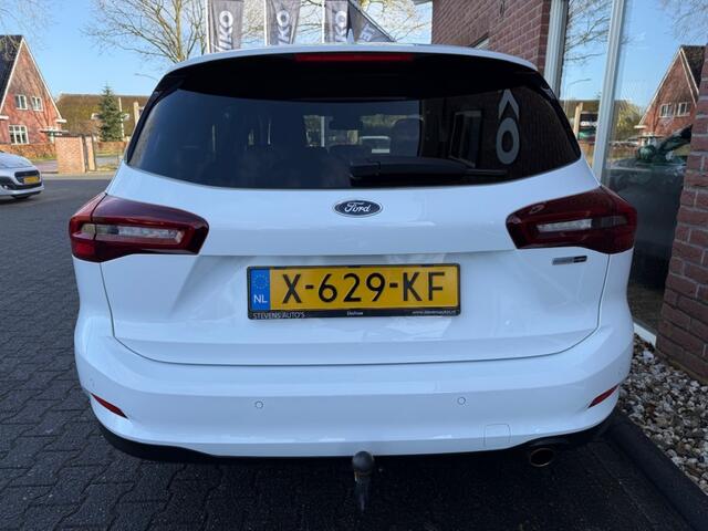 Ford FOCUS Wagon 1.0 Ecoboost Hybrid Titanium TREKHAAK / GROOT.NAVI / CARPLAY / A