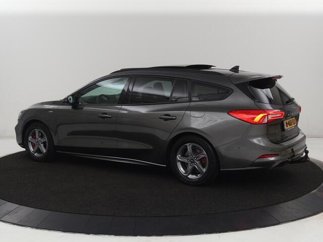 Ford FOCUS 1.5 EcoBoost ST Line X | Panoramadak | Trekhaak | Adaptive cruise | Stoelverwarming | Half leder | Camera | Carplay | Elektrische stoel | Stuurverwarming | Full LED | Navigatie | Climate control
