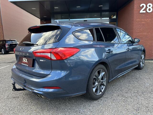 Ford FOCUS Wagon 1.0 EcoBoost Hybrid 155PK ST Line // LED // NAVI + CARPLAY // CAMERA // DAB // CLIMA // WINTERPACK // TREKHAAK!!