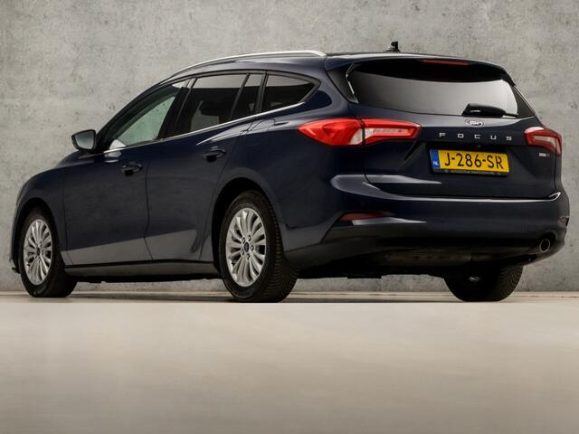 Ford FOCUS Wagon 1.0 EcoBoost Titanium X (PANORAMADAK, VIRTUAL COCKPIT, APPLE CARPLAY, STUUR/STOELVERWARMING, SPORTSTOELEN, CAMERA, GETINT GLAS, ADAPTIVE CRUISE, NIEUWE APK, NIEUWSTAAT)